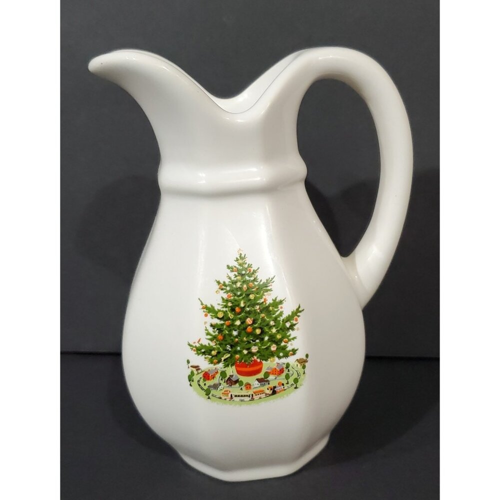 Pfaltzgraff Christmas Heritage creamer MINI PITCHER 8 ounce 5.25" high NO BOWL